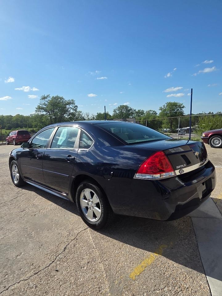 Chevrolet Impala  2011