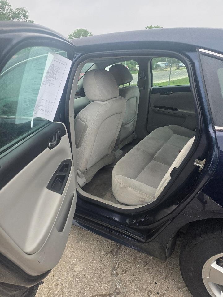 Chevrolet Impala  2011