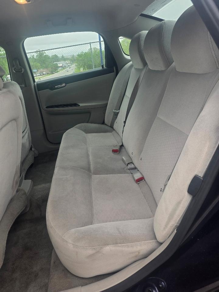 Chevrolet Impala  2011