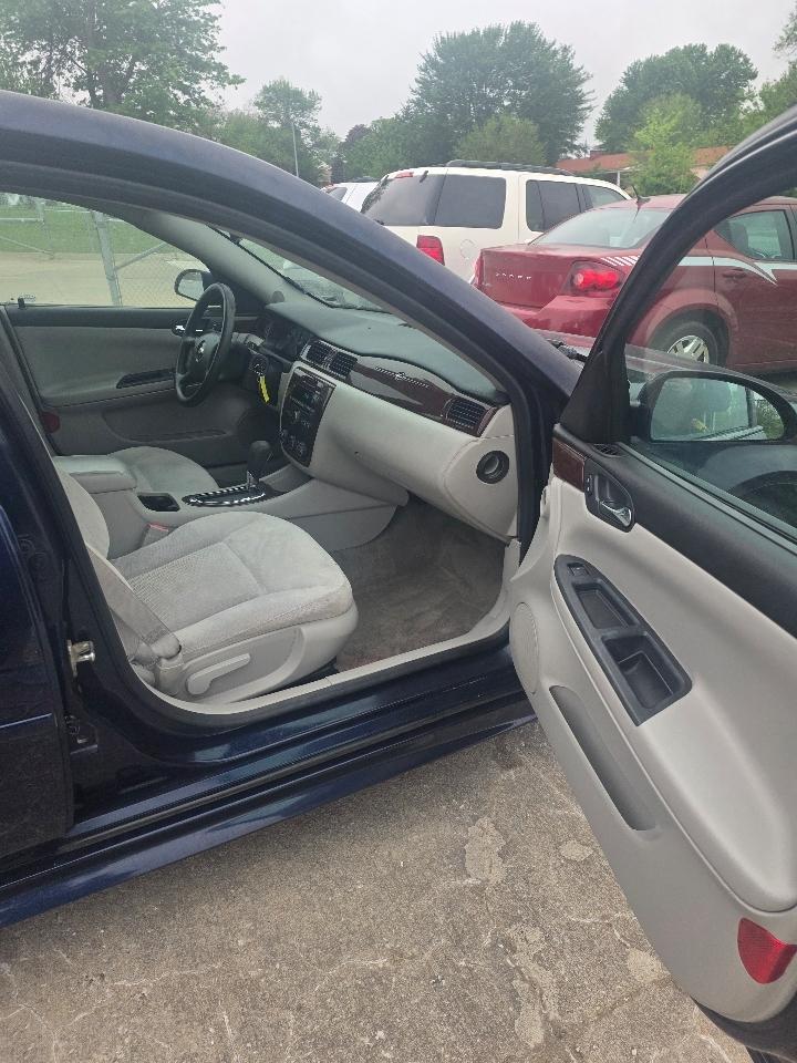 Chevrolet Impala  2011