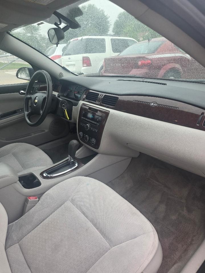 Chevrolet Impala  2011