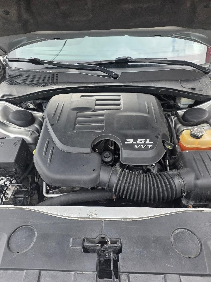 Dodge Charger  2012