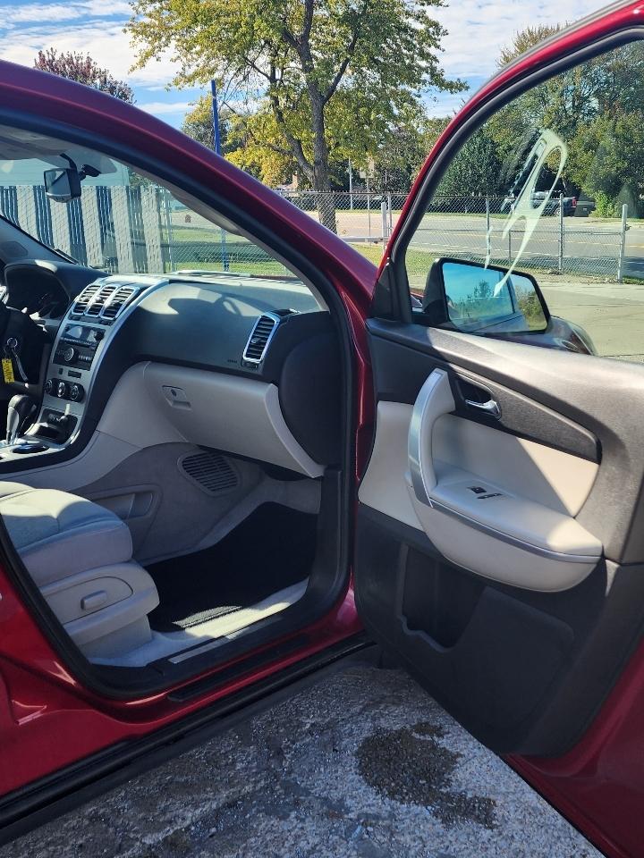 GMC Acadia  2012