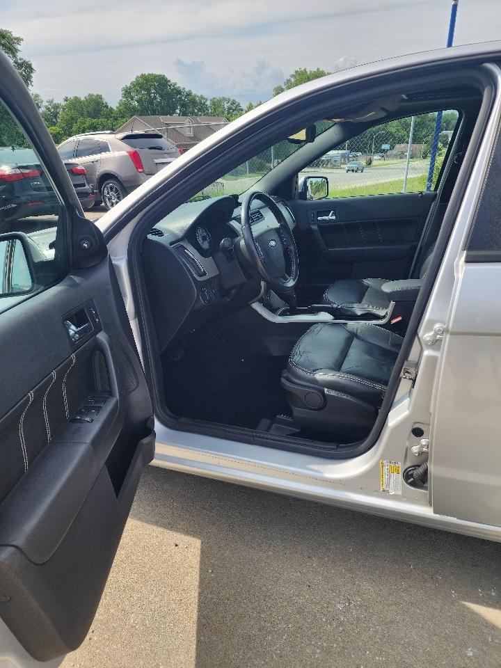Ford Focus  2011