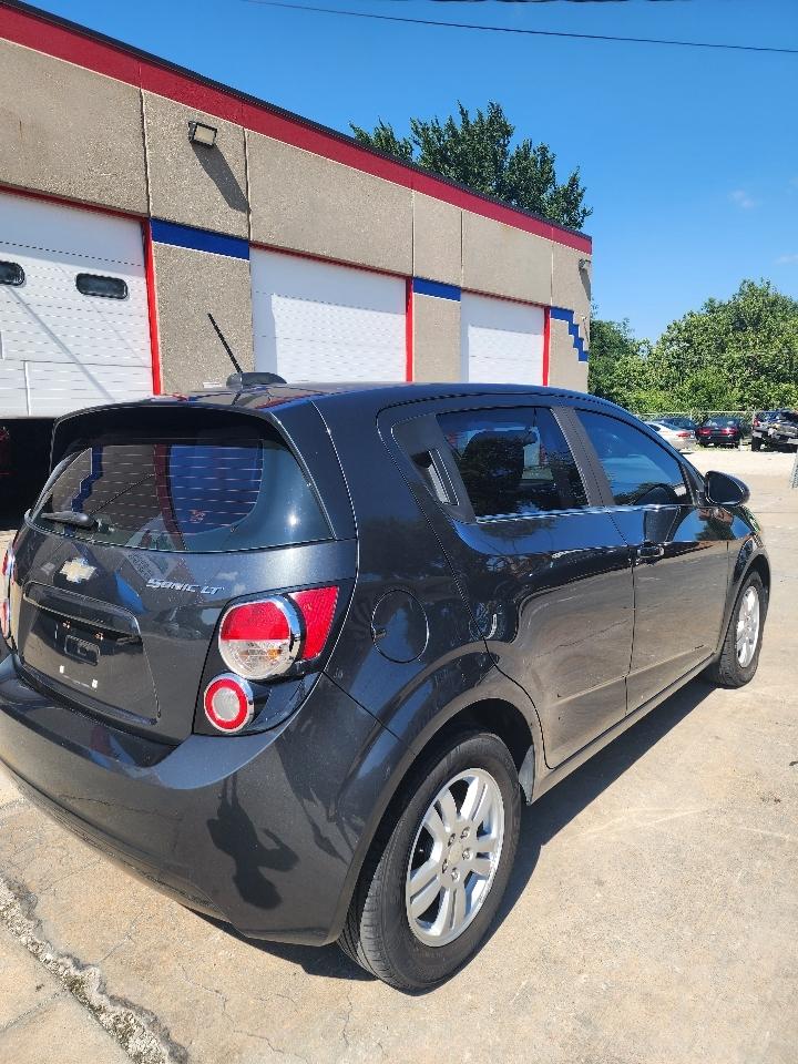 Chevrolet Sonic  2015