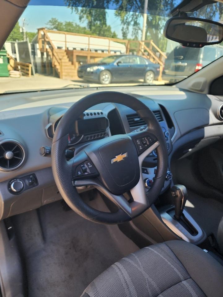 Chevrolet Sonic  2015