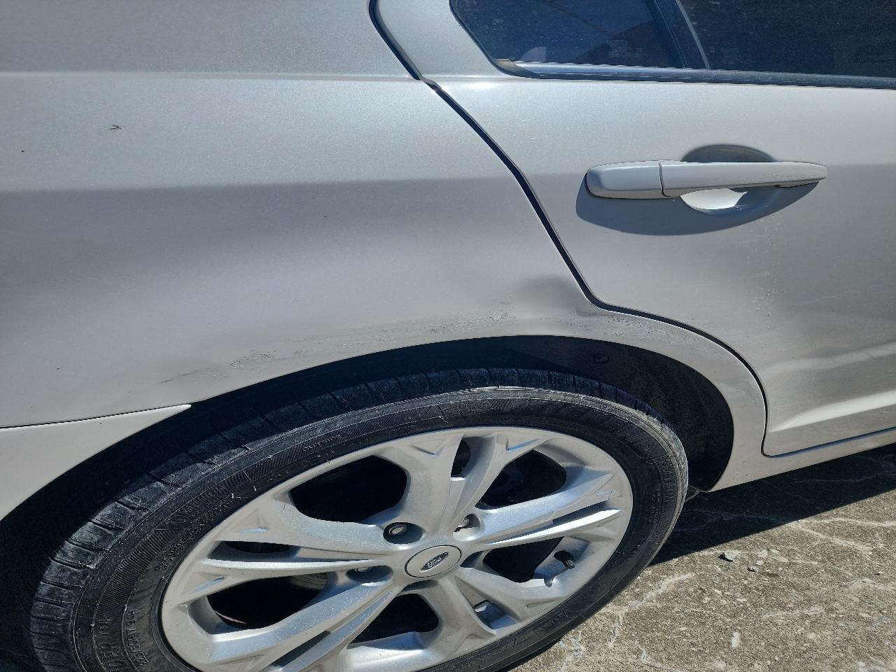 Ford Fusion  2012