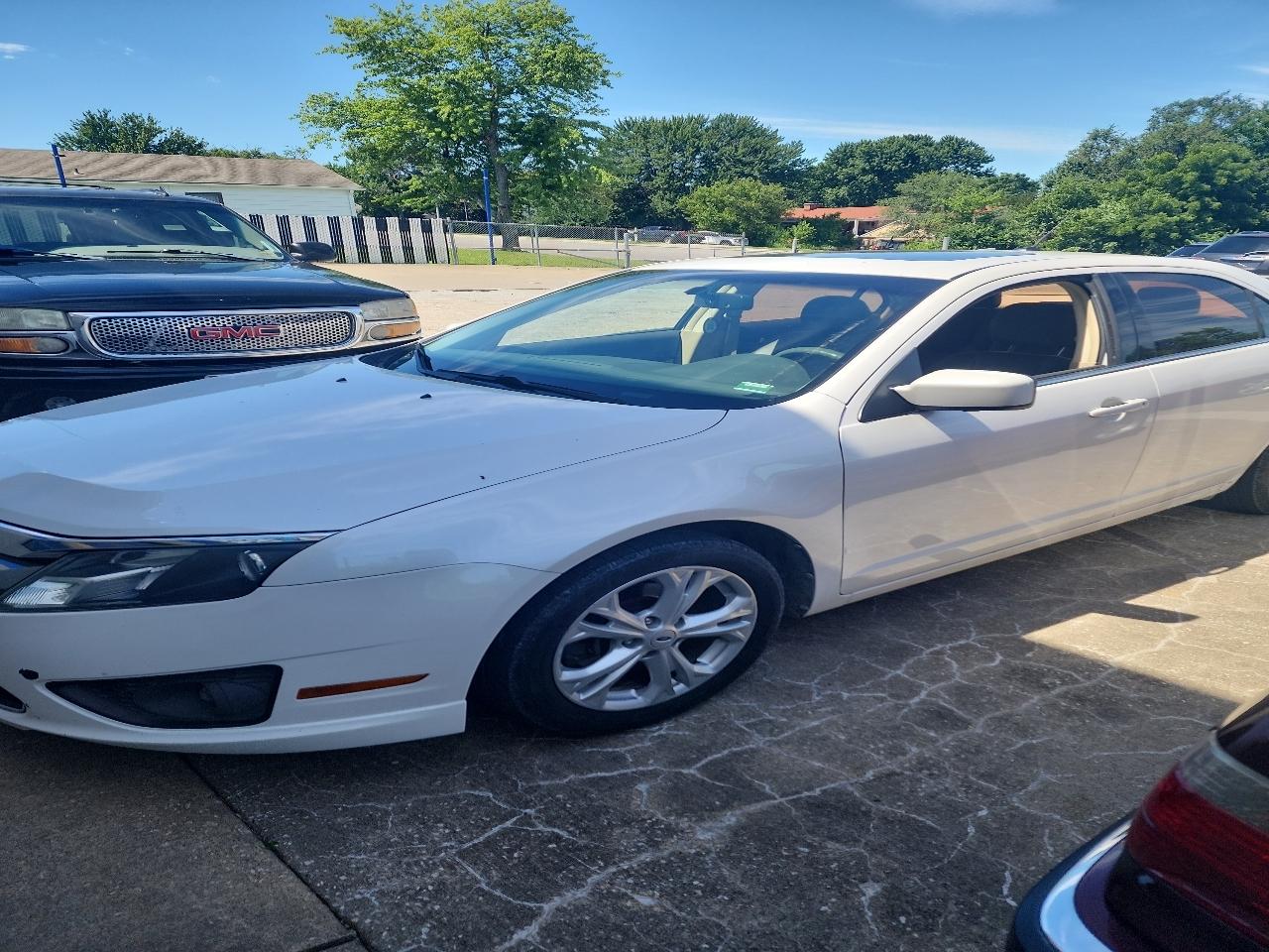 Ford Fusion  2012