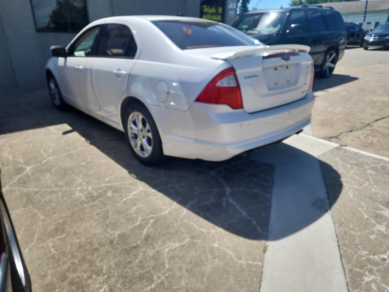 Ford Fusion  2012