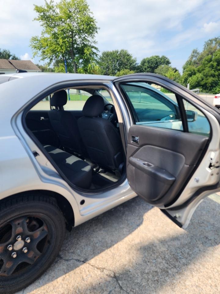 Ford Fusion  2010