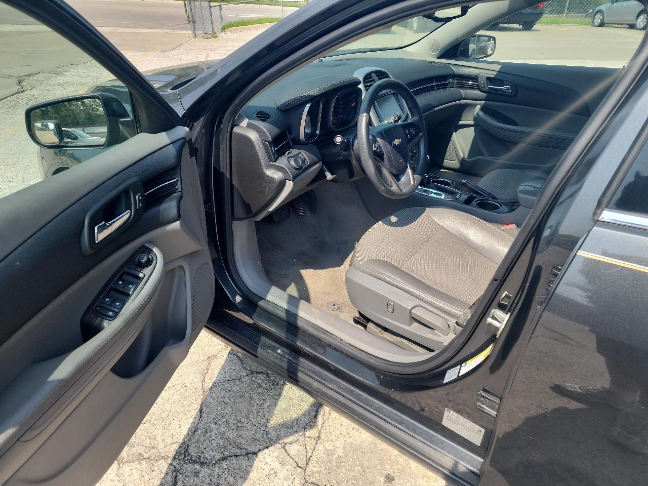 Chevrolet Malibu  2015