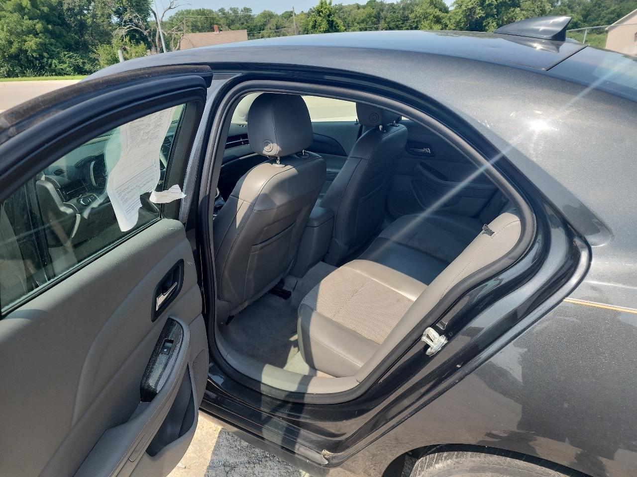 Chevrolet Malibu  2015