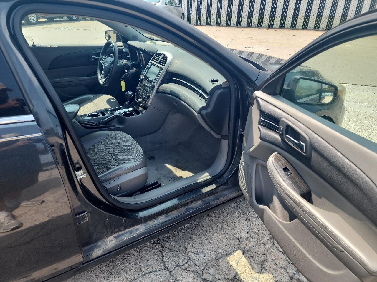Chevrolet Malibu  2015