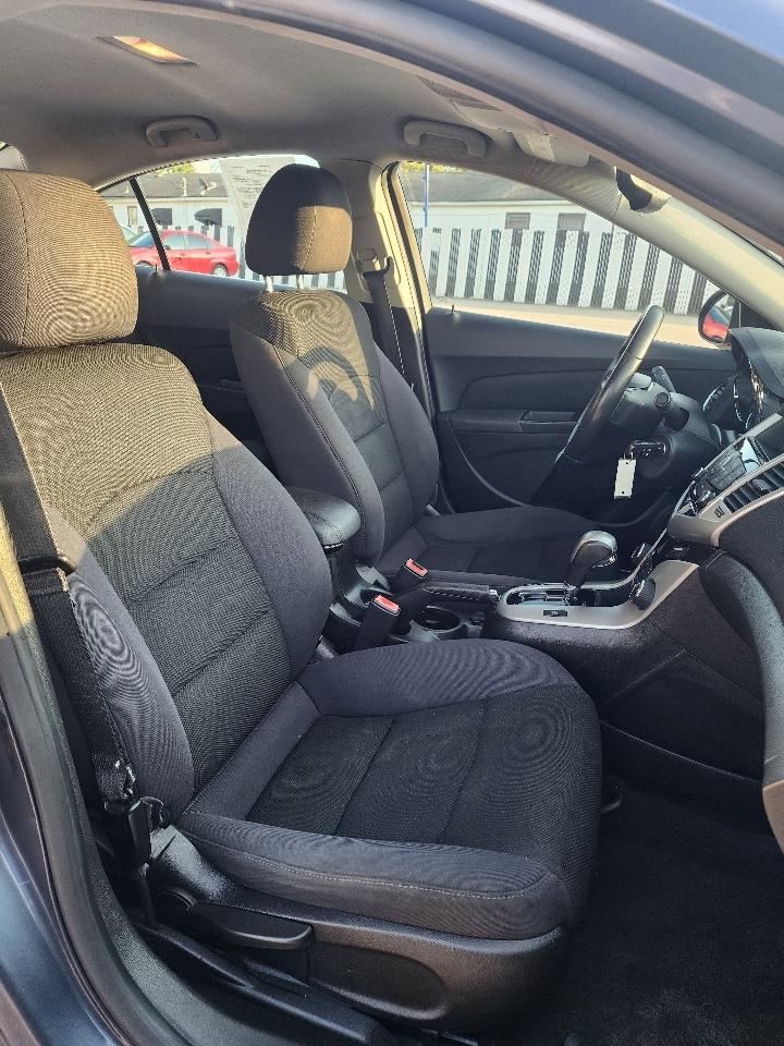Chevrolet Cruze  2013