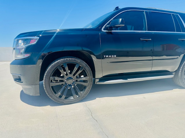 2017 Chevrolet Tahoe LS photo 8