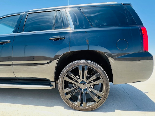 2017 Chevrolet Tahoe LS photo 17