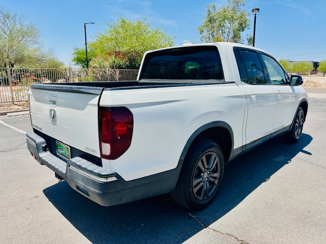 2018 Honda Ridgeline Sport photo 4