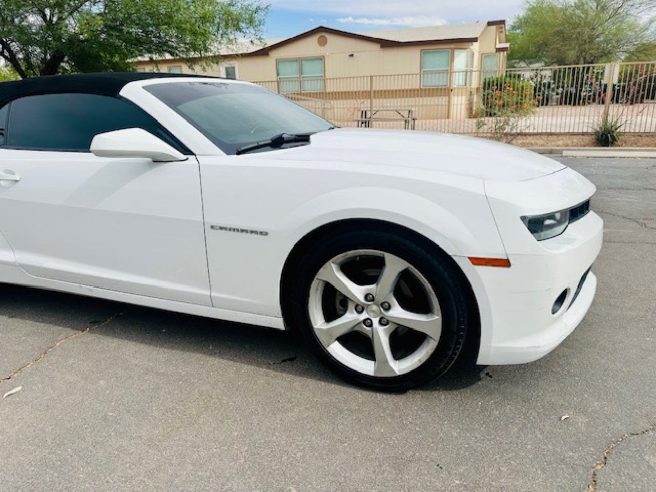 2015 Chevrolet Camaro 1LT photo 17