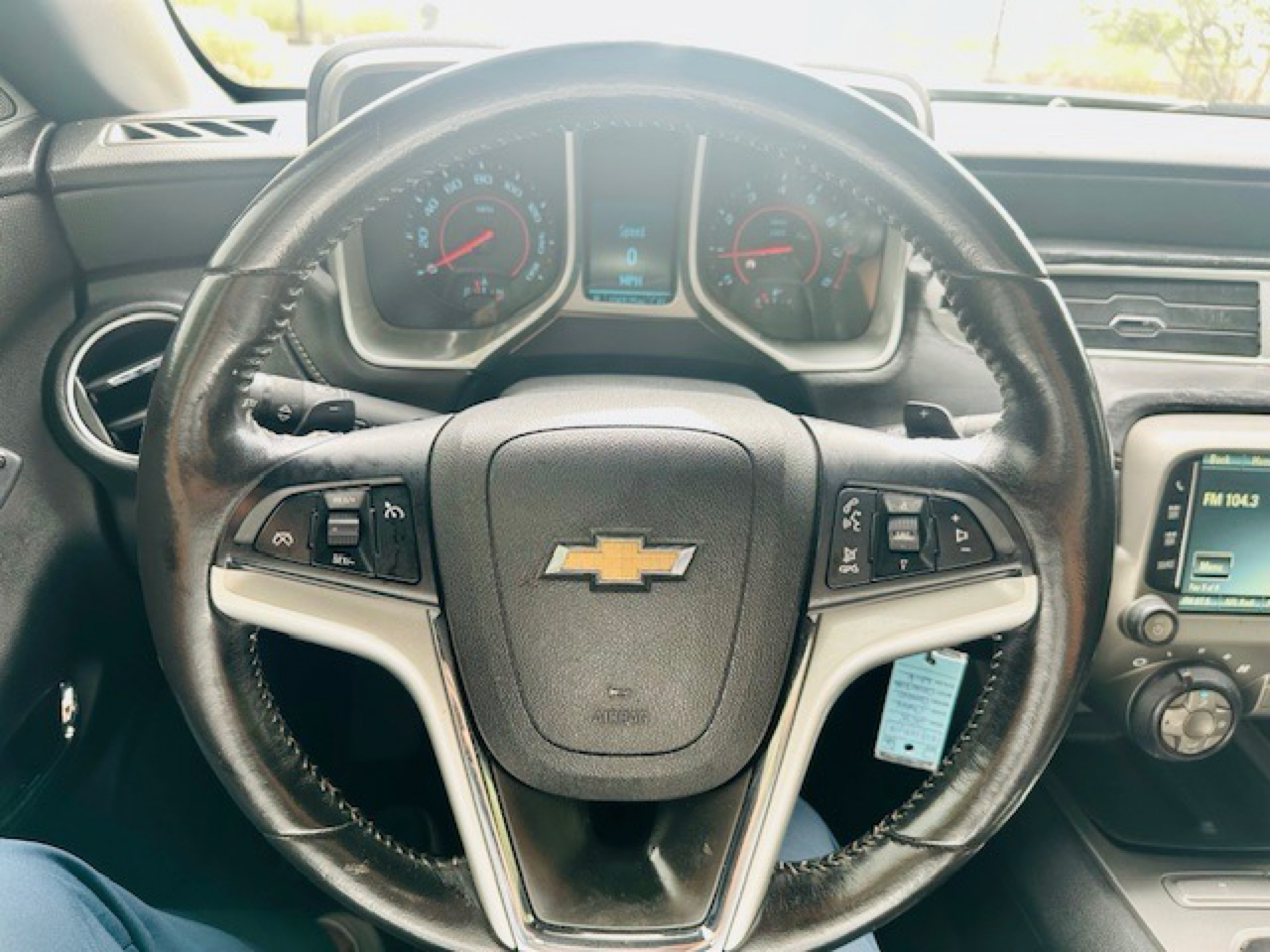 2015 Chevrolet Camaro 1LT photo 24