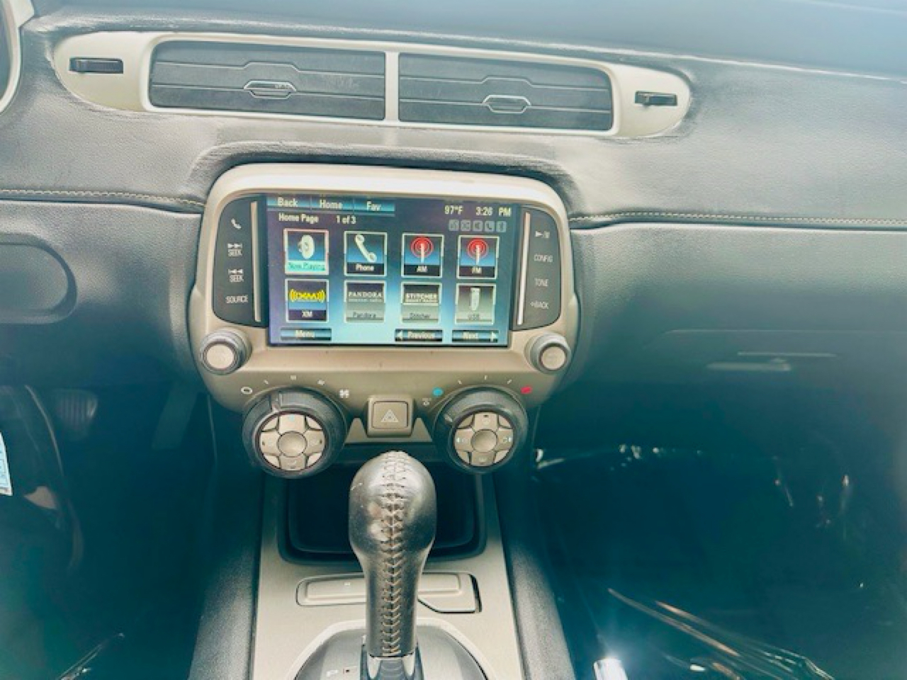 2015 Chevrolet Camaro 1LT photo 28