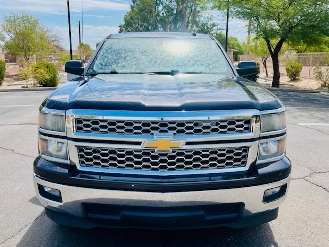 2015 Chevrolet Silverado 1500 LT photo 2