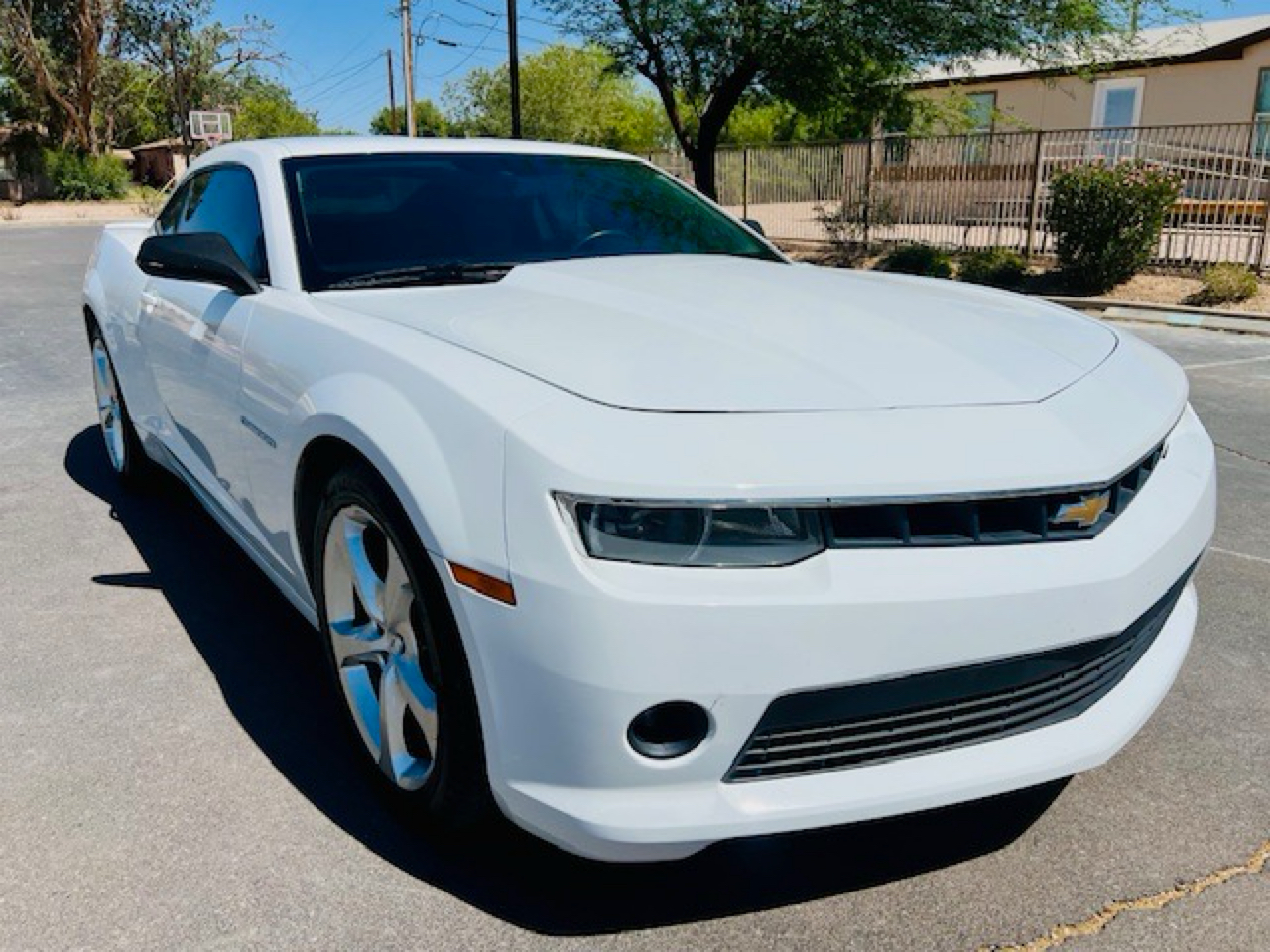 2015 Chevrolet Camaro 1LT photo 3