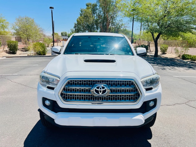 2017 Toyota Tacoma Double Cab photo 7
