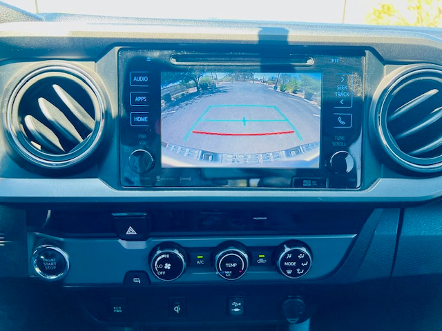 2017 Toyota Tacoma Double Cab photo 18