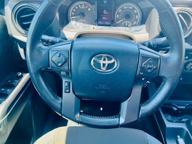 2017 Toyota Tacoma Double Cab photo 19