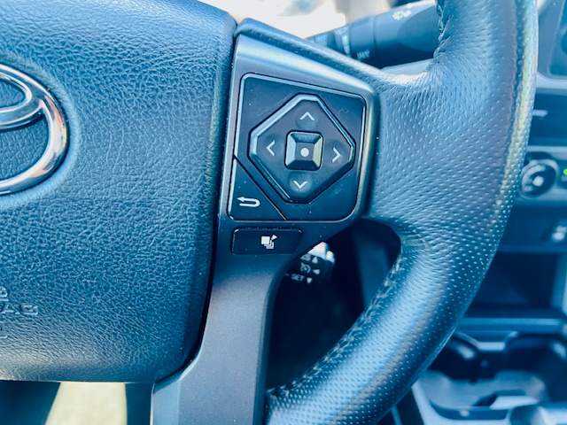 2017 Toyota Tacoma Double Cab photo 21
