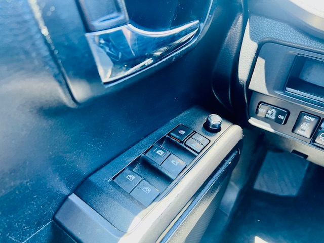 2017 Toyota Tacoma Double Cab photo 23