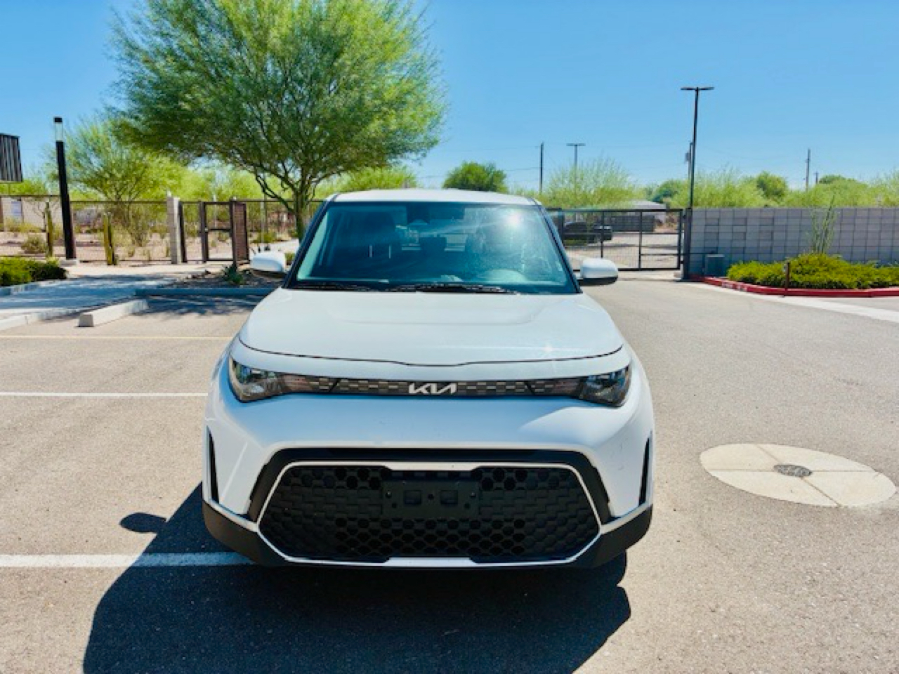 2024 Kia Soul LX photo 2