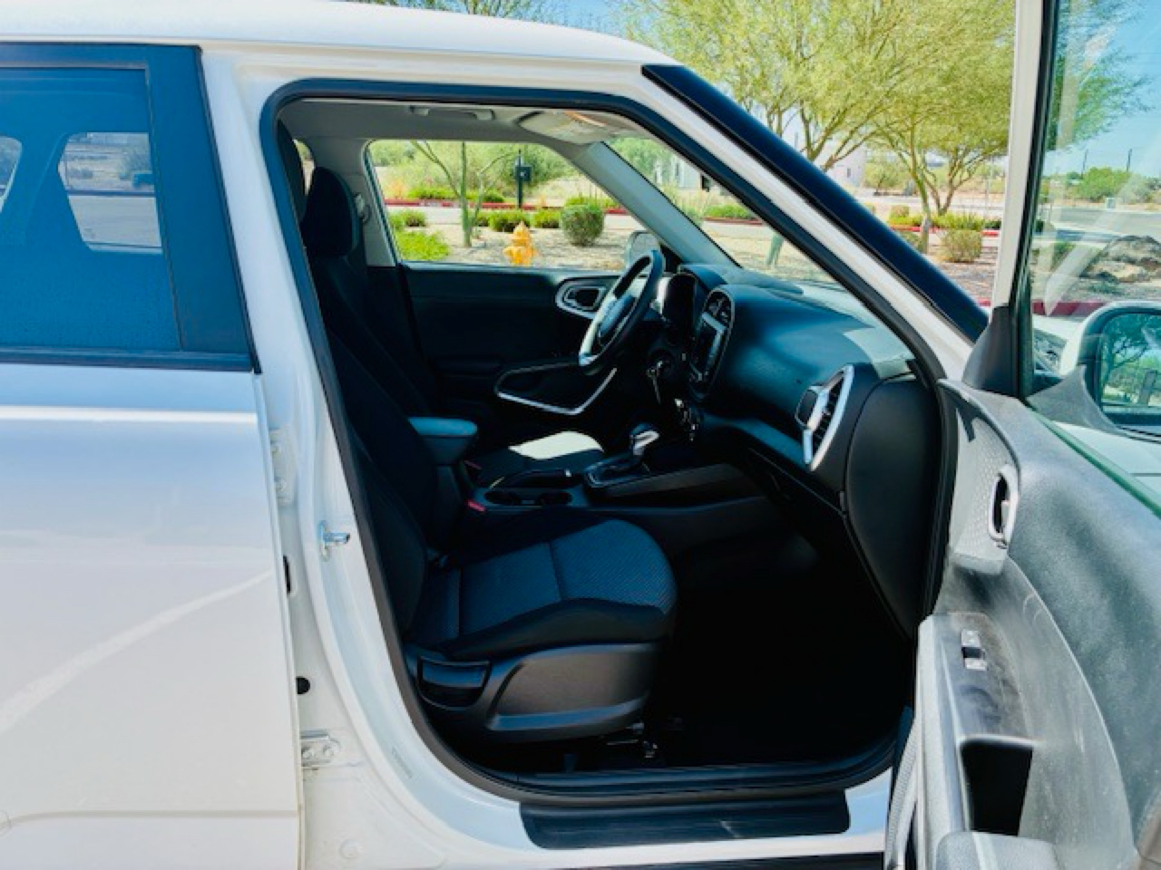 2024 Kia Soul LX photo 14