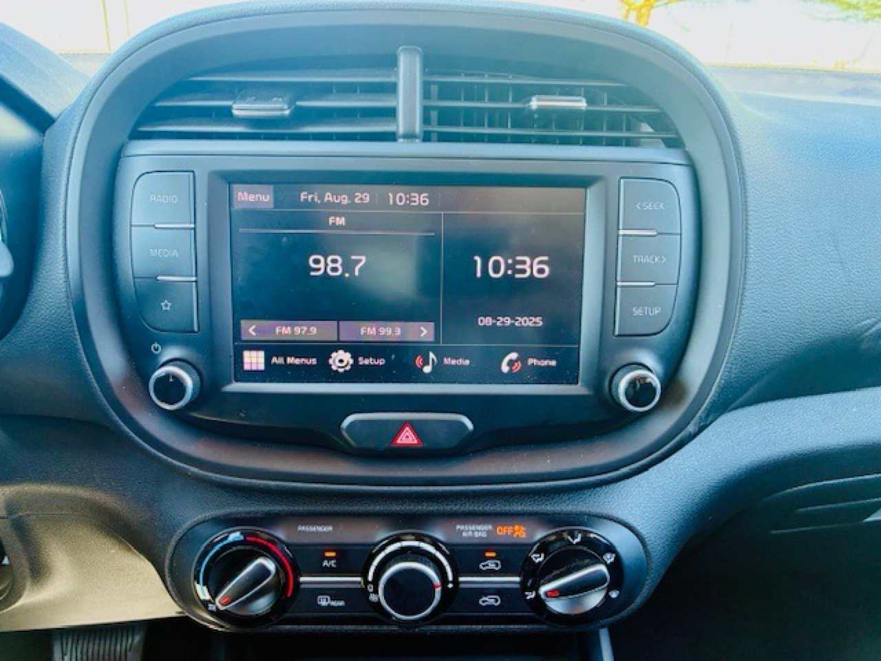 2024 Kia Soul LX photo 23