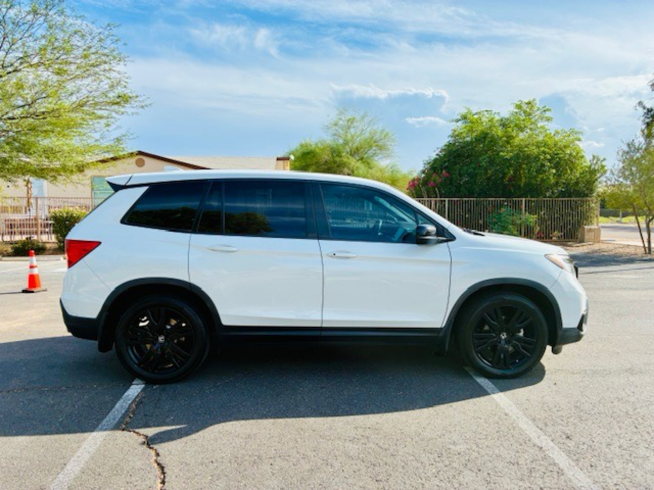 2021 Honda Passport Sport photo 4