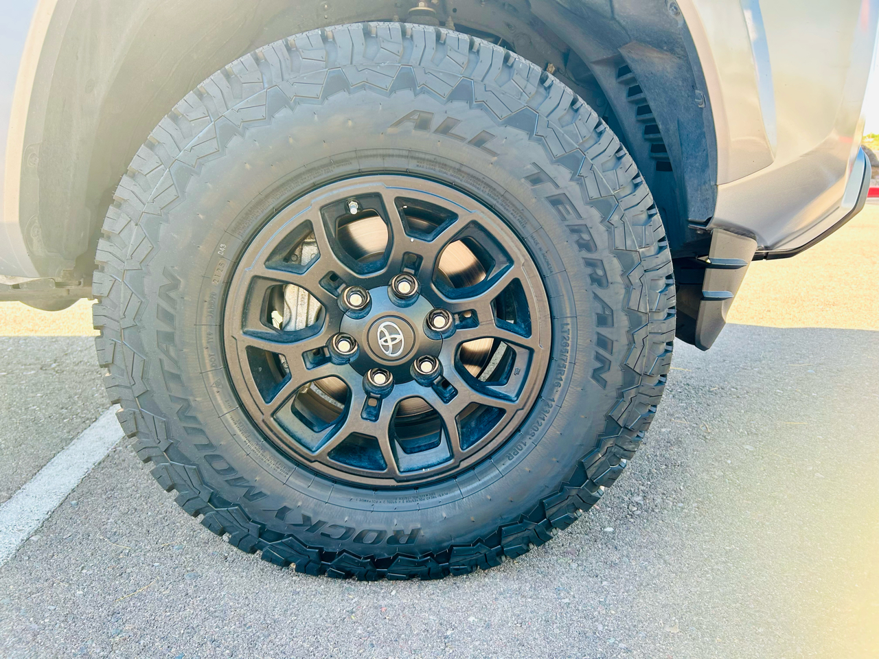 2019 Toyota Tacoma SR5 photo 4