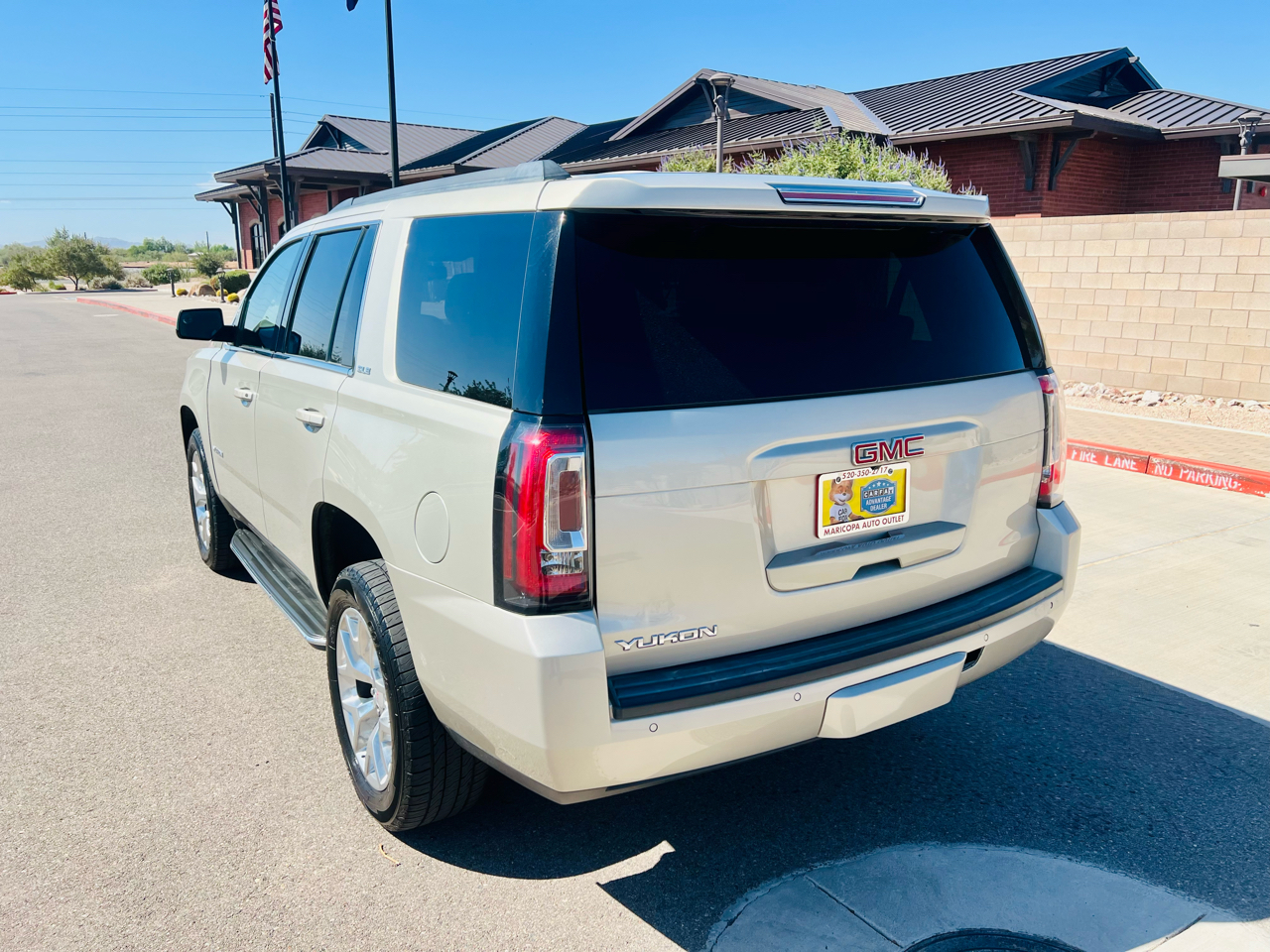 2017 Gmc Yukon SLE photo 7