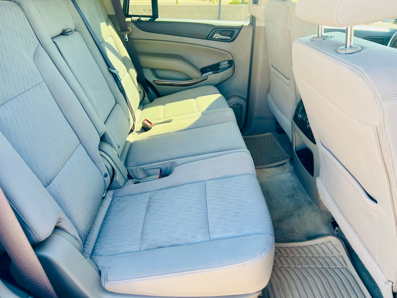 2017 Gmc Yukon SLE photo 14