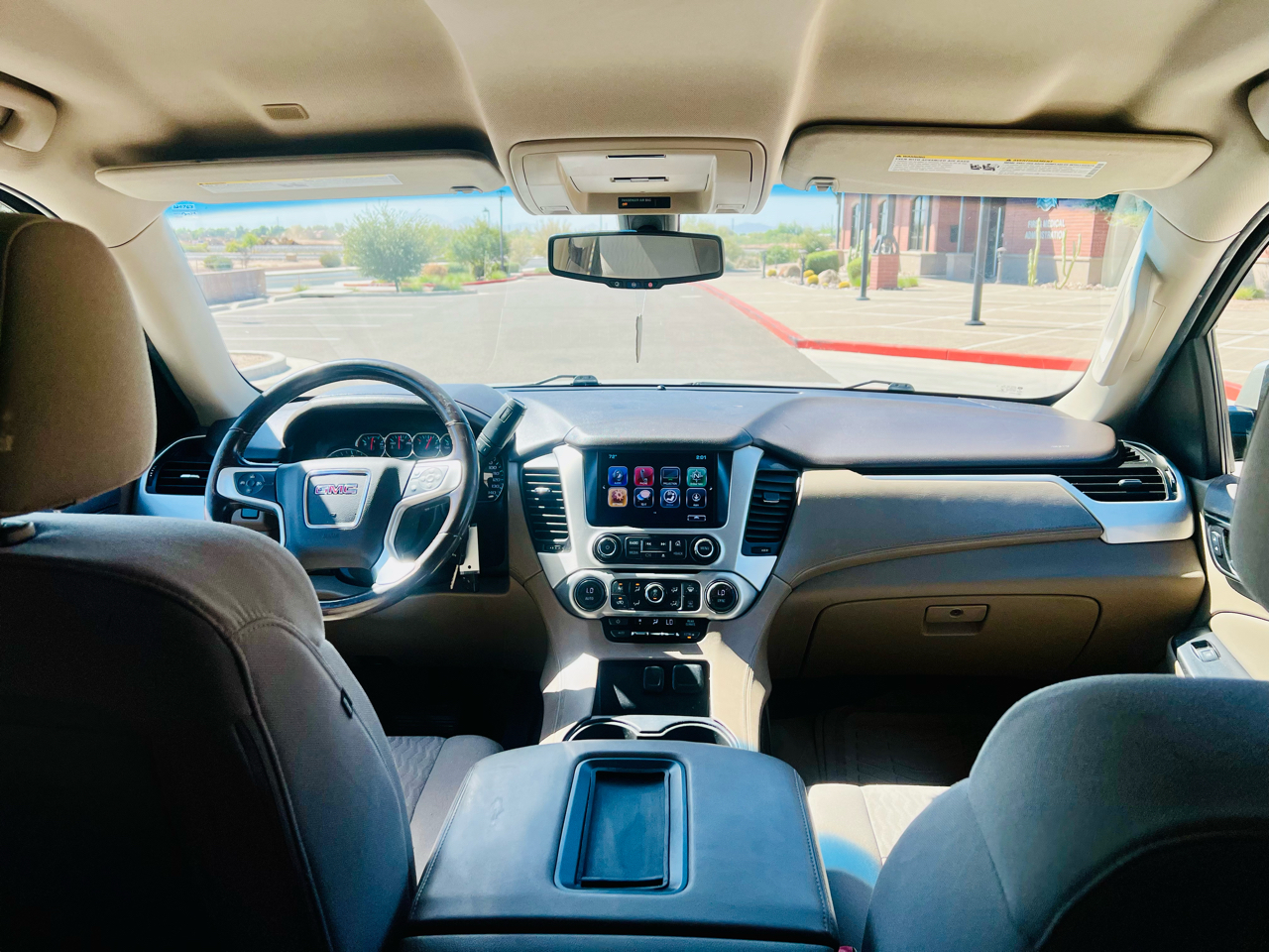 2017 Gmc Yukon SLE photo 16