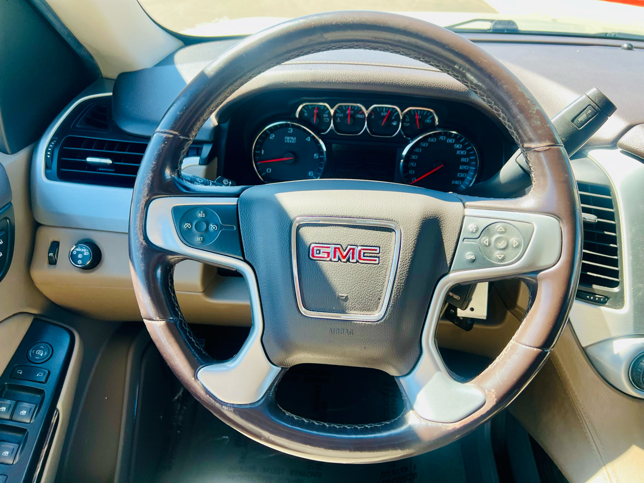 2017 Gmc Yukon SLE photo 21
