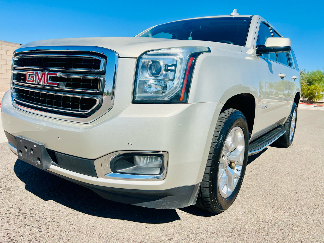 2017 Gmc Yukon SLE photo 26