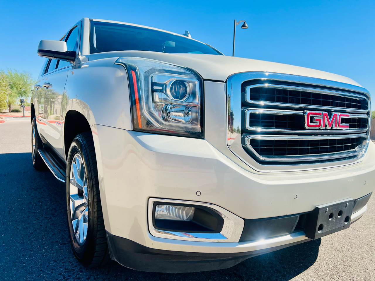 2017 Gmc Yukon SLE photo 28