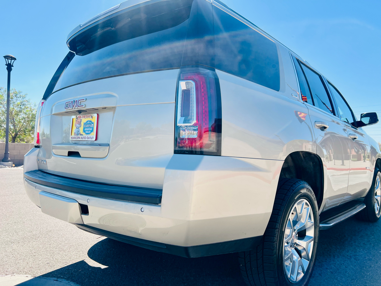 2017 Gmc Yukon SLE photo 29