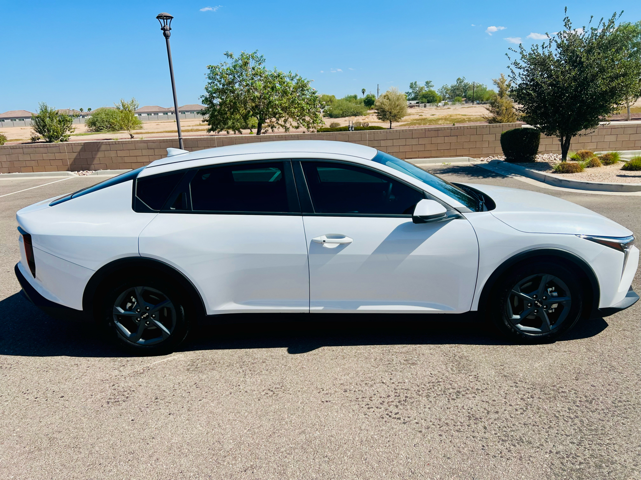 2025 Kia K4 LX photo 4