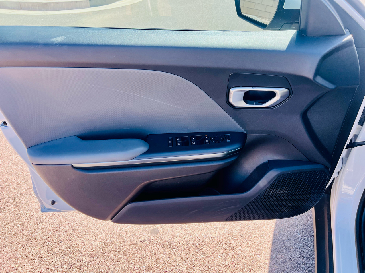 2025 Kia K4 LX photo 8