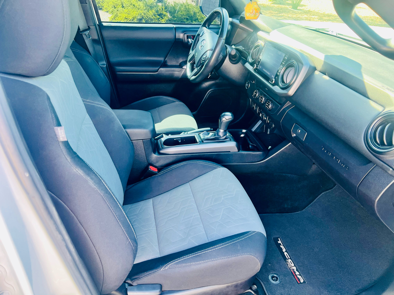 Toyota Tacoma SR5 Double Cab Long Bed V6 6AT 2WD 2020