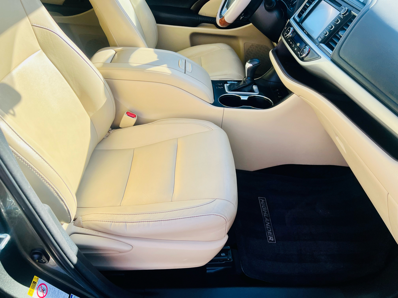 Toyota Highlander XLE AWD V6 2015