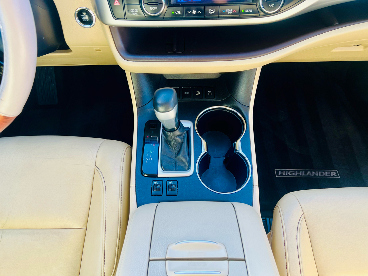 Toyota Highlander XLE AWD V6 2015