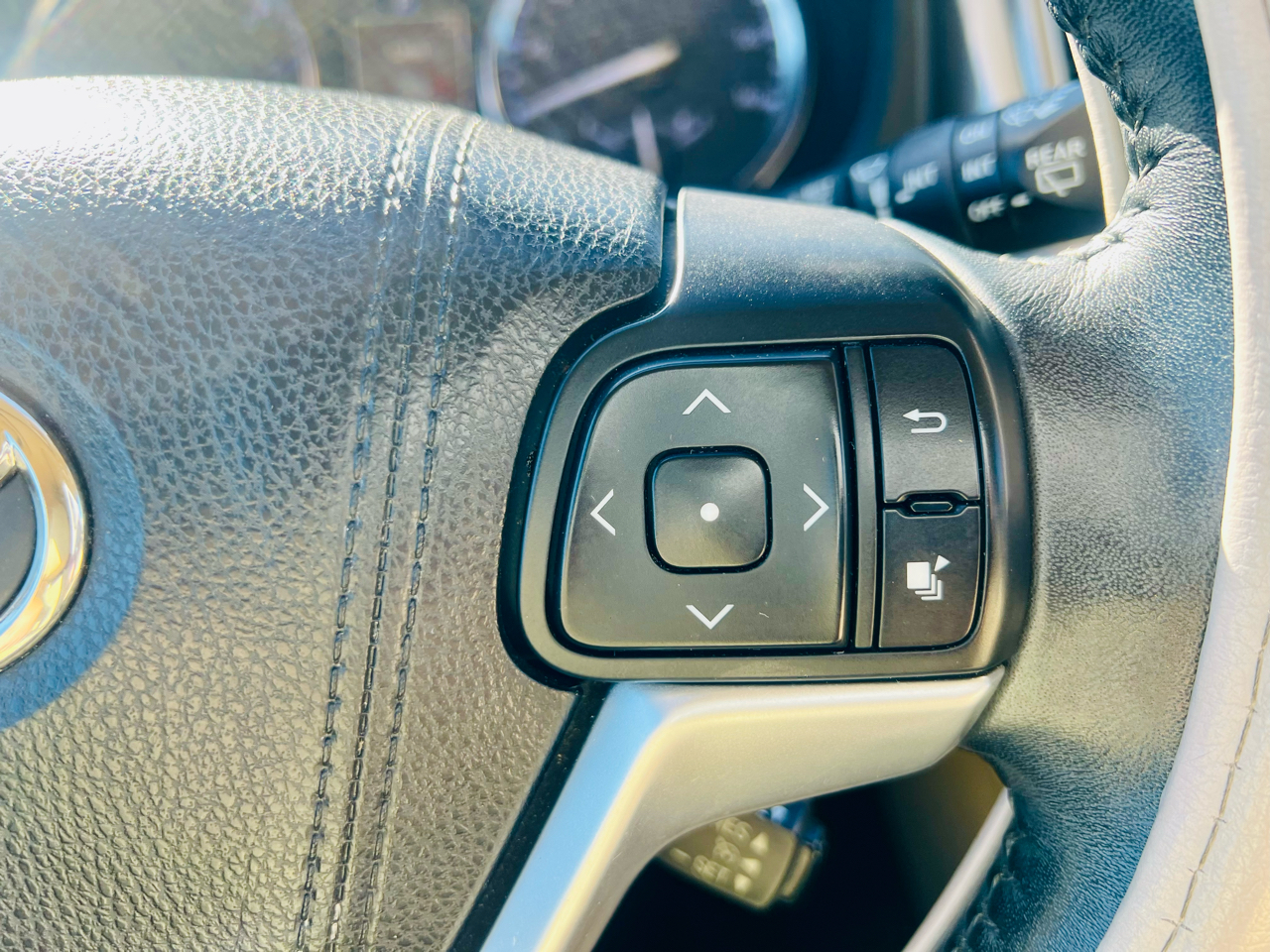 Toyota Highlander XLE AWD V6 2015