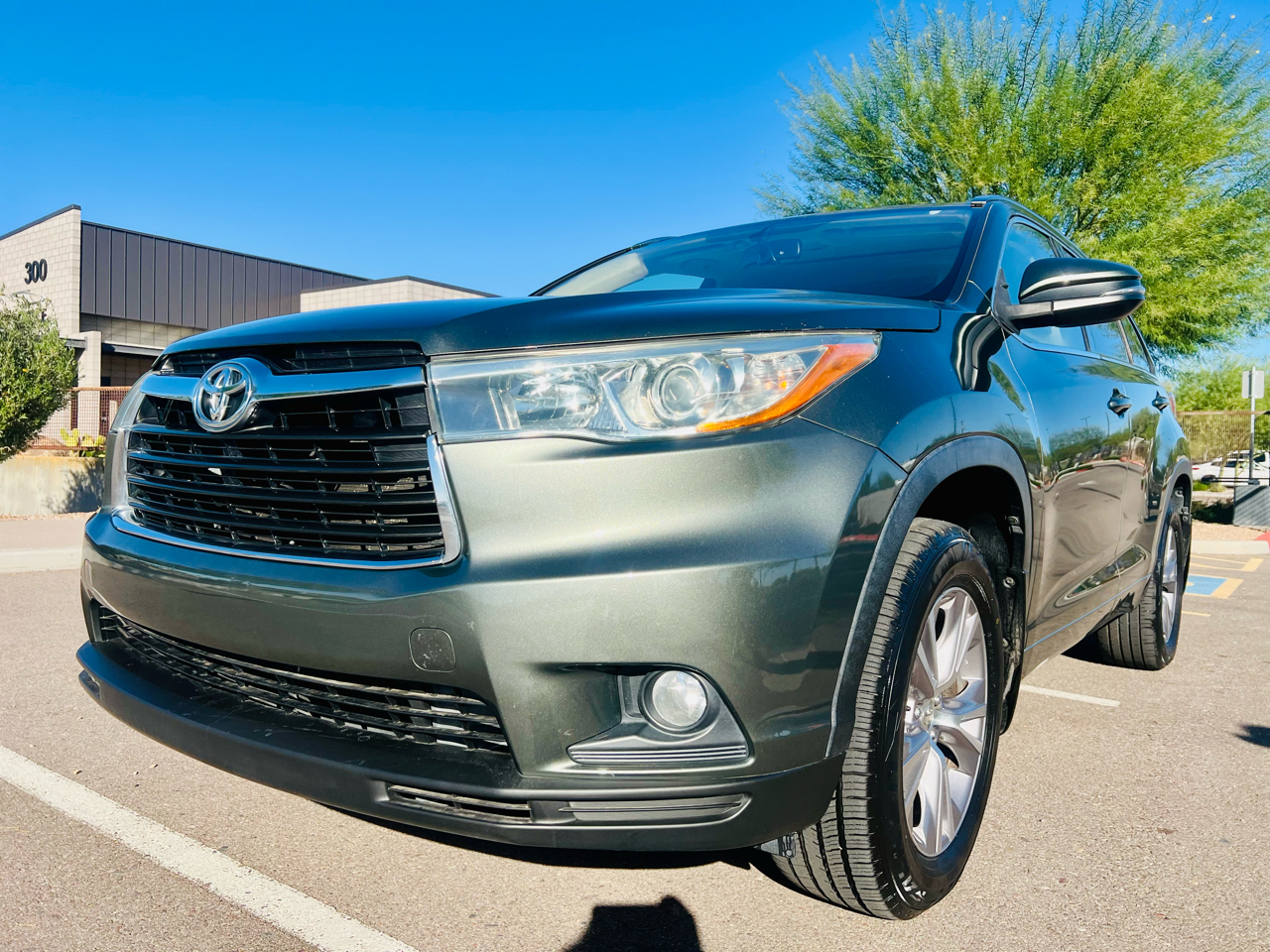 Toyota Highlander XLE AWD V6 2015